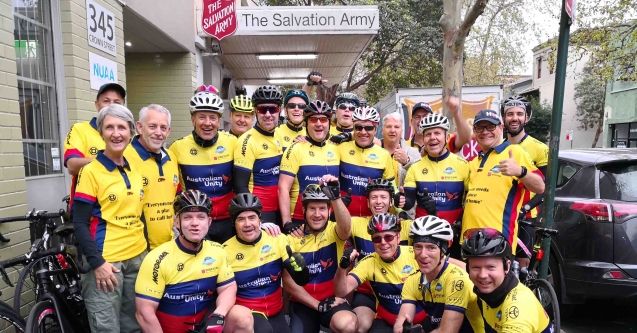Sydney to Brisbane cyclists raise $100,000 for homelessness
